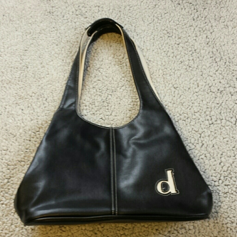 Black purse